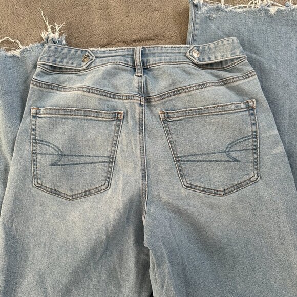 American Eagle Super High Rise Baggy Wide Leg Jeans Women's size 4 Light Wash - Picture 10 of 10